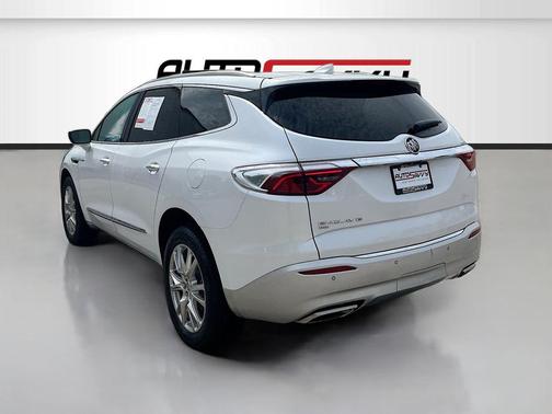 White Frost Tricoat 2024 Buick Enclave Premium AWD