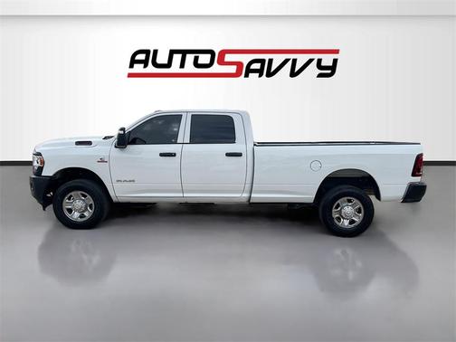 2024 RAM 2500 Tradesman Crew Cab 4x4 8' Box