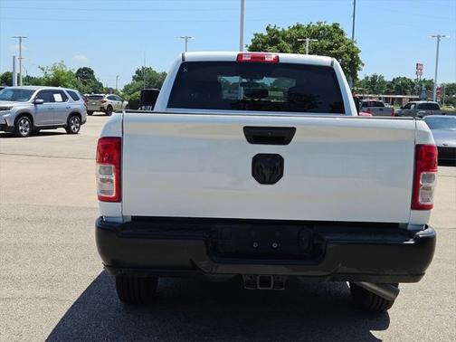 2024 RAM 2500 Tradesman Crew Cab 4x2 6'4' Box