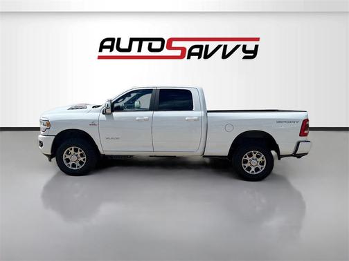 2023 RAM 3500 Laramie Crew Cab 4x4 6'4' Box