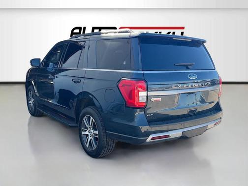 2023 Ford Expedition XLT