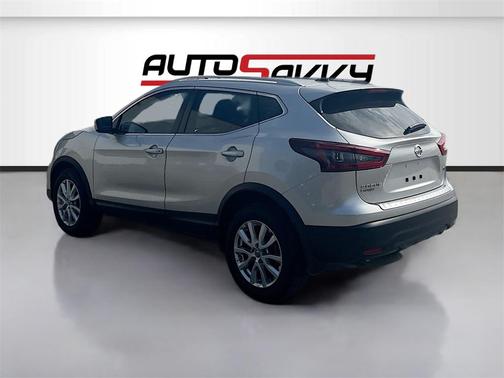 2021 Nissan Rogue Sport SV