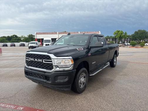 2022 RAM 2500 Big Horn Crew Cab 4x4 8' Box