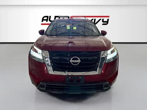 2022 Nissan Pathfinder SV 2WD