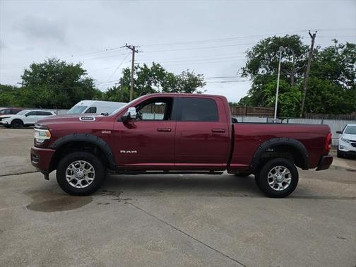 2019 RAM 2500 Laramie Crew Cab 4x4 6'4' Box