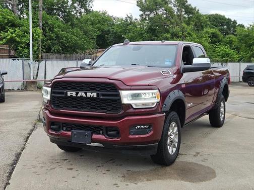 2019 RAM 2500 Laramie Crew Cab 4x4 6'4' Box