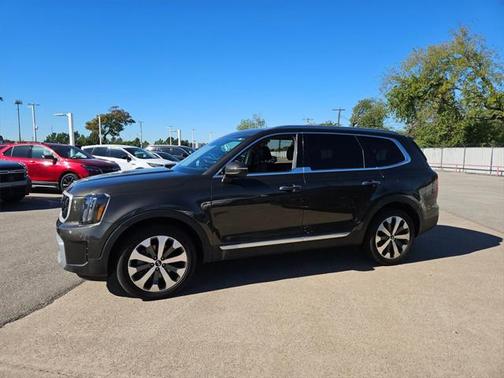 2023 Kia Telluride S