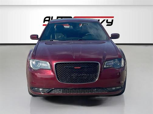 2022 Chrysler 300 S