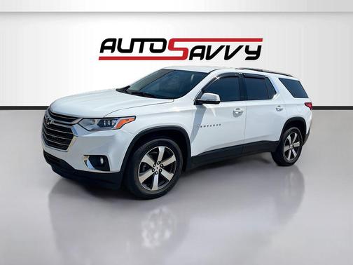 Summit White 2021 Chevrolet Traverse LT Leather