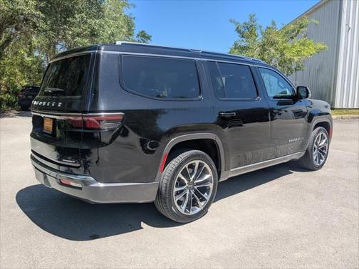 2022 Jeep Wagoneer Series III 4x4