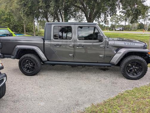 2021 Jeep Gladiator Willys 4x4