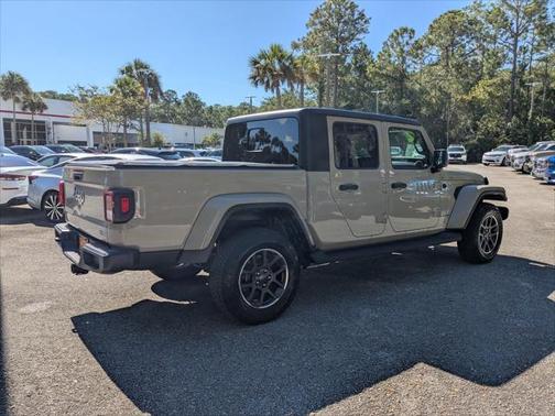 2022 Jeep Gladiator Overland 4x4