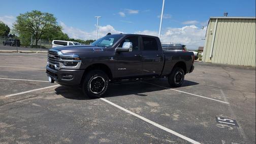 Granite Crystal Metallic Clearcoat 2025 RAM 2500 Laramie Crew Cab 4x4 6'4' Box