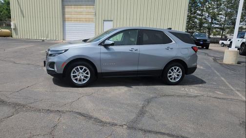 Sterling Gray Metallic 2024 Chevrolet Equinox 1LT