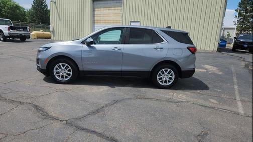Sterling Gray Metallic 2024 Chevrolet Equinox 1LT