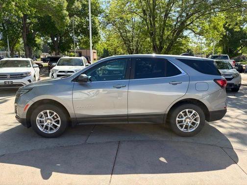 Sterling Gray Metallic 2024 Chevrolet Equinox 1LT