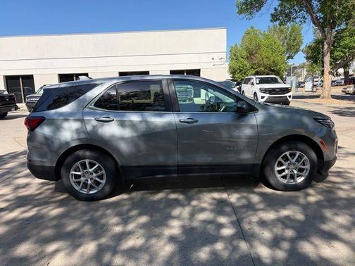 Sterling Gray Metallic 2024 Chevrolet Equinox 1LT