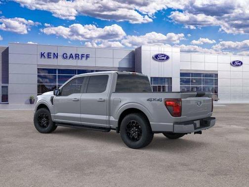 Avalanche 2026 Ford F-150 XLT