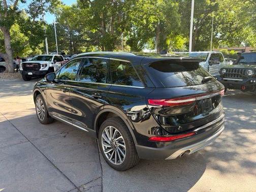 Infinite Black Metallic Clearcoat 2023 Lincoln Corsair Reserve
