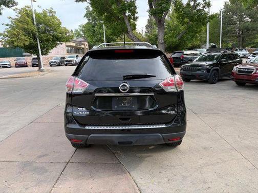 Magnetic Black 2016 Nissan Rogue SL
