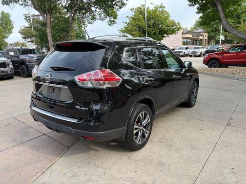 Magnetic Black 2016 Nissan Rogue SL