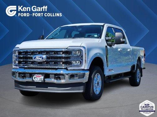 Oxford White 2027 Ford F-350 XLT