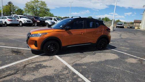 Monarch Orange Metallic/Super Black 2024 Nissan Kicks SR