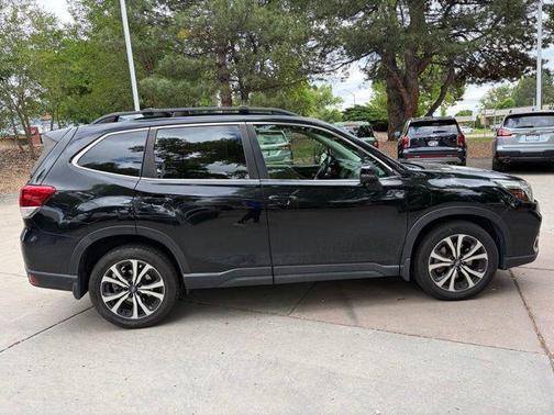 Crystal Black Silica 2020 Subaru Forester Limited