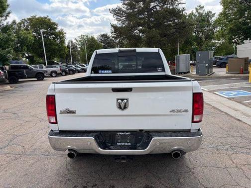 Bright White Clearcoat 2017 RAM 1500 Big Horn