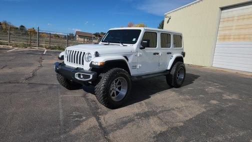 Bright White Clearcoat 2020 Jeep Wrangler Unlimited Sahara