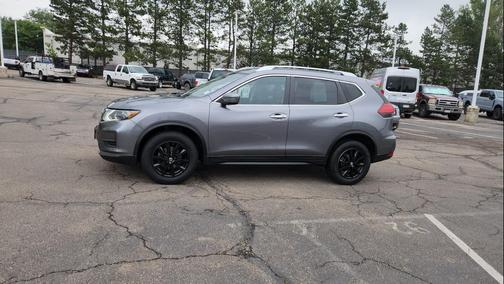 Gun Metallic 2017 Nissan Rogue SV