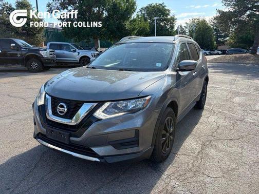 Gun Metallic 2017 Nissan Rogue SV