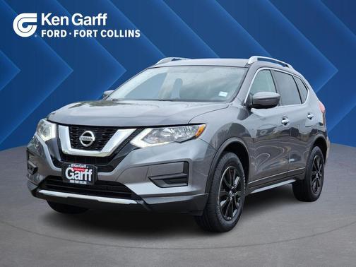 Gun Metallic 2017 Nissan Rogue SV