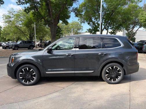 Gravity Gray 2024 Kia Telluride SX Prestige