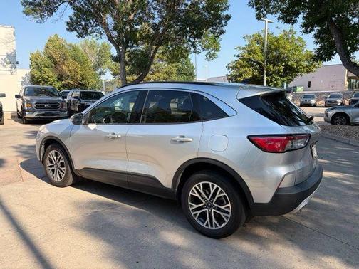Ingot Silver Metallic 2020 Ford Escape SEL