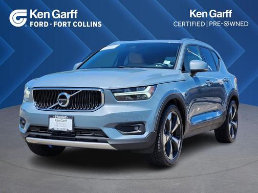 Thunder Grey Metallic 2020 Volvo XC40 T5 Momentum