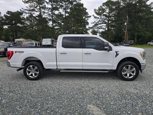 Black 2022 Ford F-150 XLT