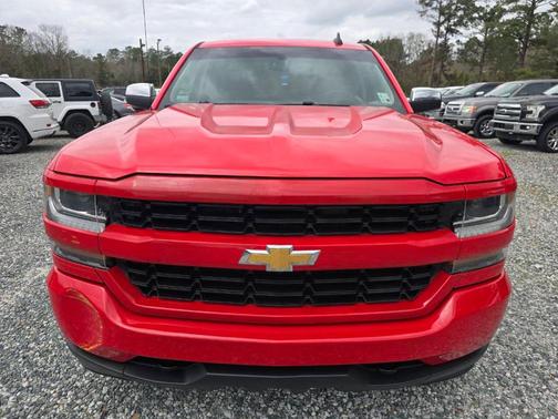 2018 Chevrolet Silverado 1500 Custom