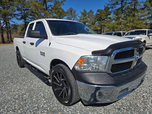 2018 RAM 1500 ST