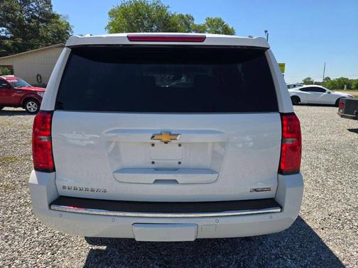 White 2018 Chevrolet Suburban Premier