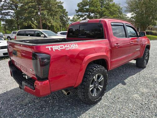 2017 Toyota Tacoma TRD Sport