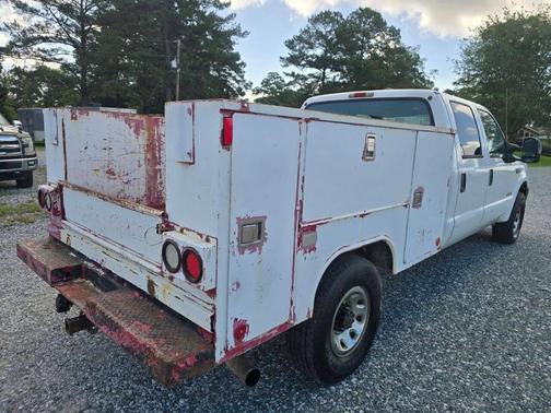 White 2004 Ford F-250 XLT