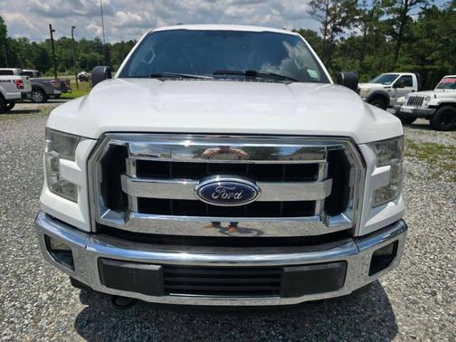 White 2017 Ford F-150 XLT