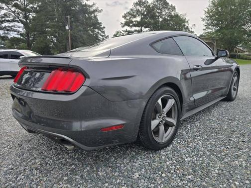 2016 Ford Mustang V6