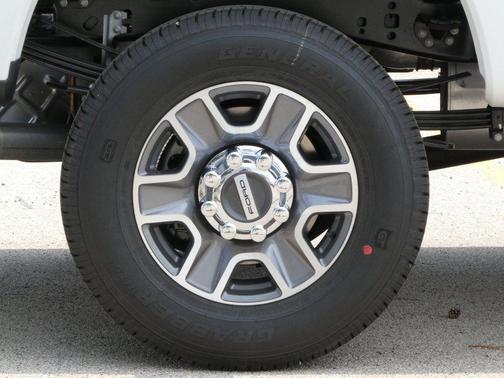 Oxford White 2025 Ford F-350 XLT