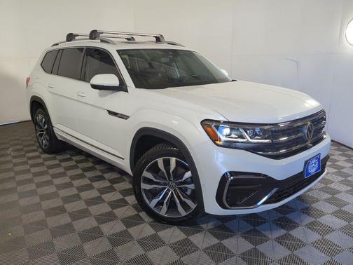 White Pearl 2022 Volkswagen Atlas 3.6L SEL Premium