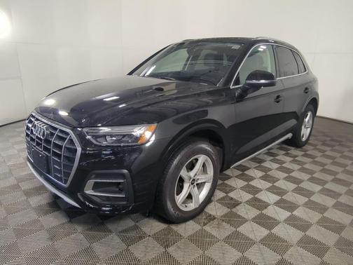 2023 Audi Q5 40 Premium