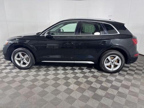 2023 Audi Q5 40 Premium