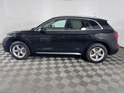 2023 Audi Q5 40 Premium