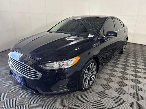 Agate Black Metallic 2020 Ford Fusion SE